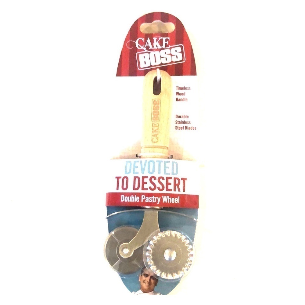 𝅺NWT Cake Boss Double Pastry Wheel